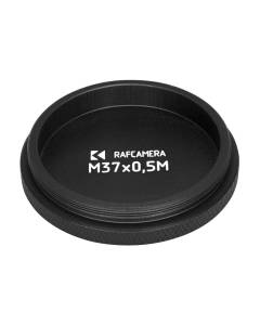 Screw-in lens cap with M37x0.5 male thread