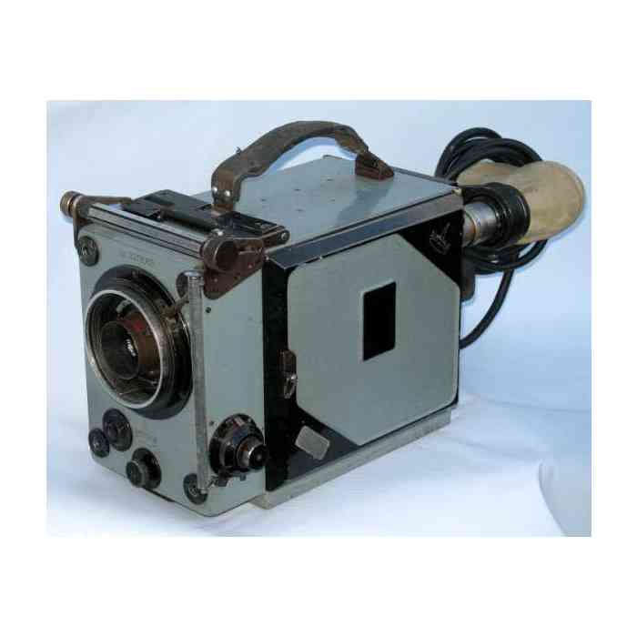Askania Z - vintage 35mm movie camera