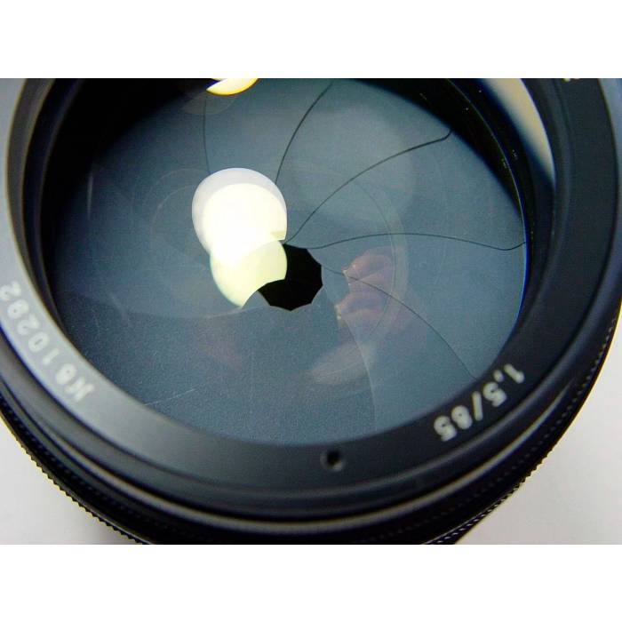 HELIOS 40-2 1.5/85mm lens with M42x1 thread mount for $695